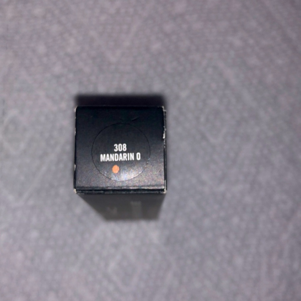 MAC Powder Kiss lipstick: Mandarin O - Picture 5 of 5